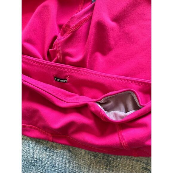 Victoria's Secret Sport Pink Knockout Capri Length Athletic Leggings M - Picture 6 of 9